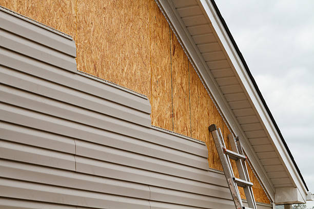 24/7 Emergency Siding Replacement experts in Darien, IL